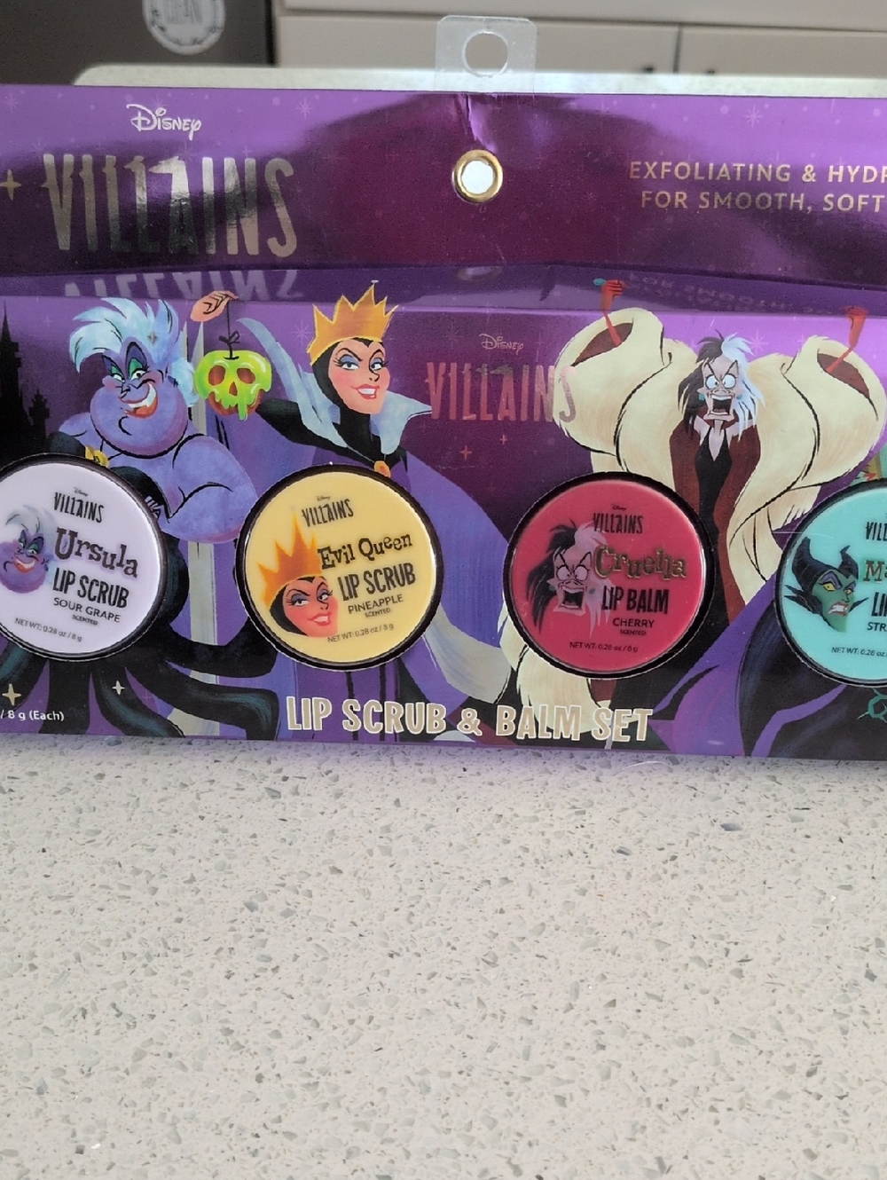 DISNEY VILLAINS Lip Scrub & Balm Set - Purple, Yellow, Red, Teal